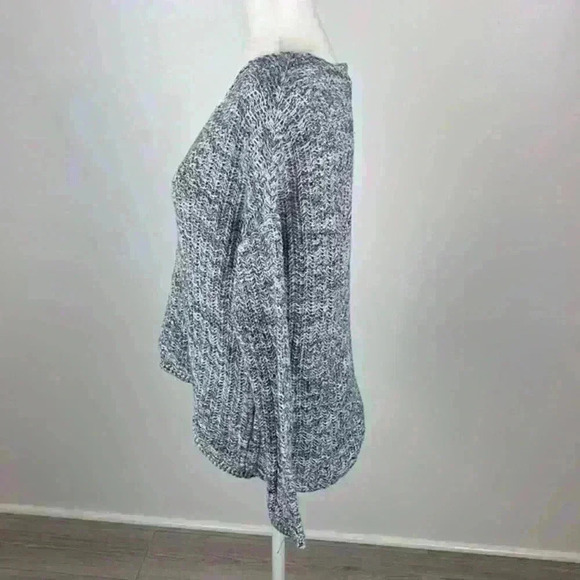 Old Navy Blue & White Pullover Sweater Size M - Picture 3 of 7